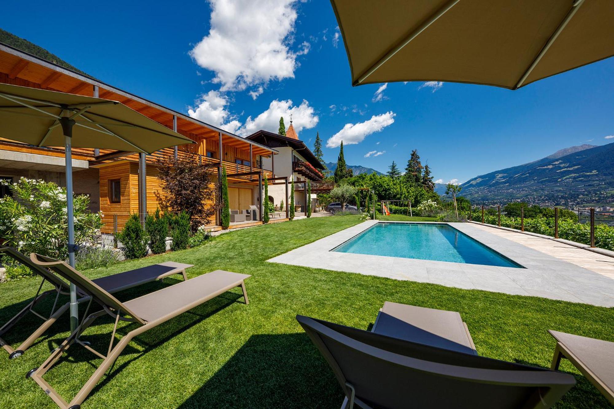 Hotel Biedermannhof Cermes Exteriér fotografie